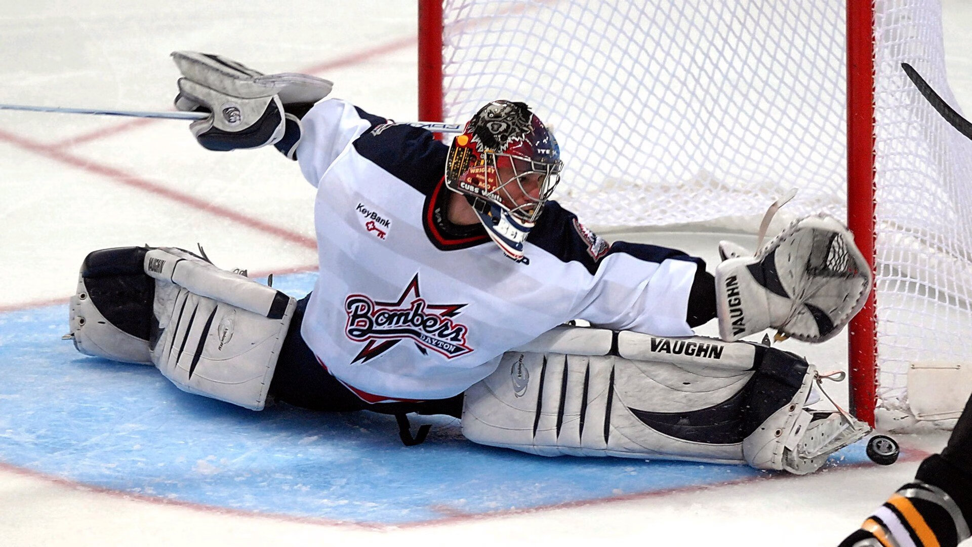 室内曲棍球世锦赛 高节奏攻防让观众目不暇接